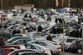 Több a külföldi használtautó, mint az új