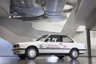 40 éves az elektromos BMW 48