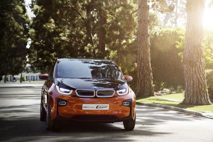 40 éves az elektromos BMW 12 | Vezess 40 éves az elektromos BMW 12