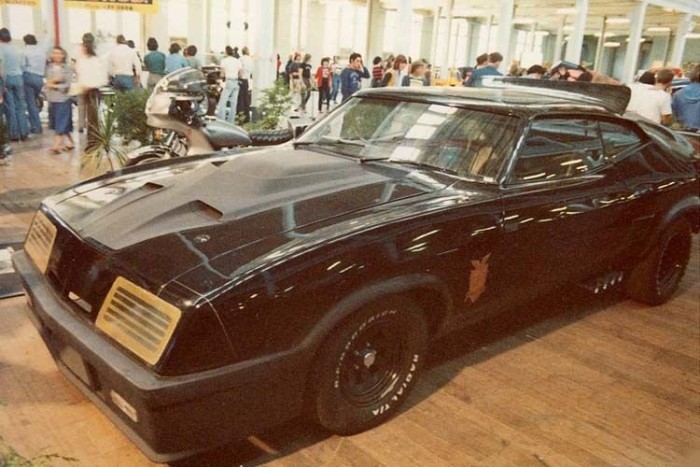 Ma már a filmsztároknak fenntartott angliai múzeumban pihen a Ford Faclon