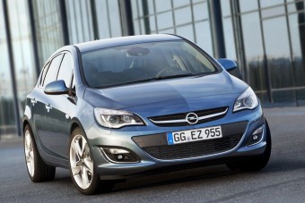 Közpénzből csak Opel Astrát?
