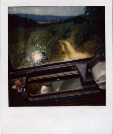 Land Rover és Polaroid 7 | Vezess Hangulatkép, száguldás közben