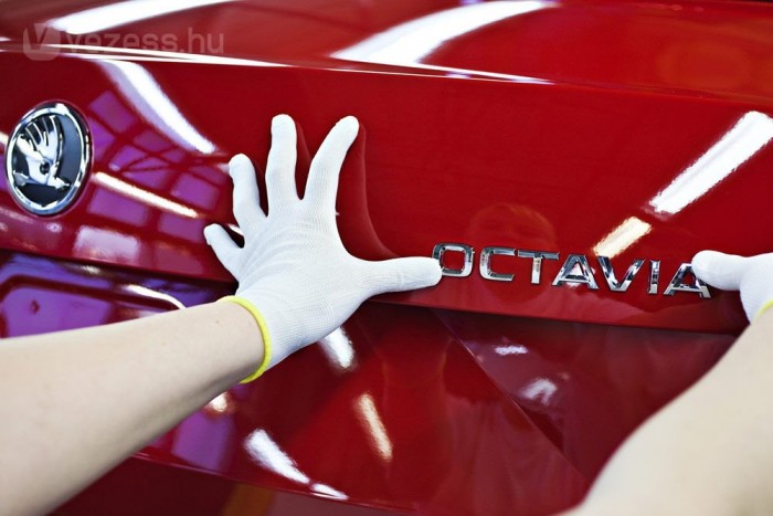 Félévente egy új Škoda 3