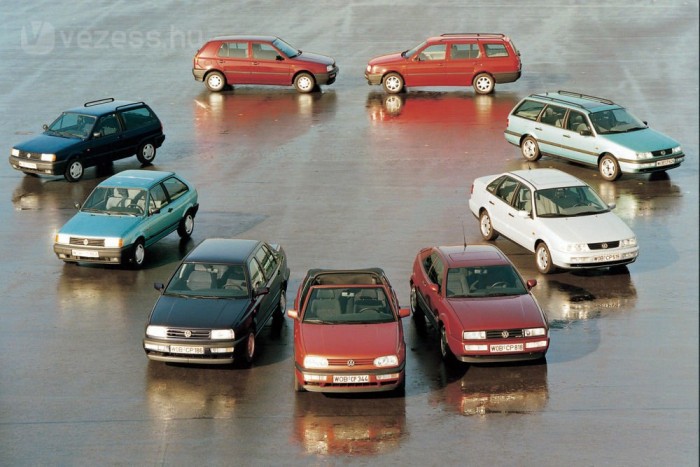 Csőd helyett dollármilliárdok 10 1993-as a felvétel. Még hiányzik az egyterű, amivel a Renault 1984 óta egyre több családot hódított meg