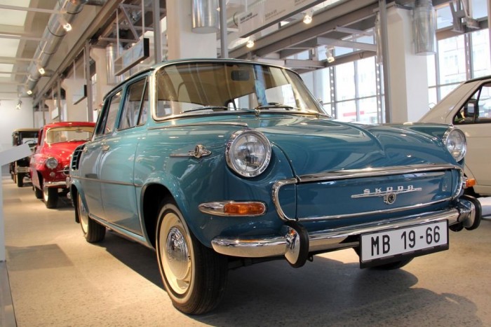 A Skoda-rajongók temploma 4 Skoda 1000 MB Typ 995. Elsőrangú technológia az 1960-as évekből. A farmotoros Skoda által diktált vonalat hosszú évtizedekig követte a gyár.