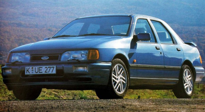 Összesen 2,7 millió talált gazdára. Az első négy évben 1,5 millió darab kelt el, a Sierra volt a középkategória legnépszerűbb modellje