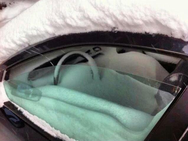 Hóesésben ezt a hibát sose kövesd el a kocsiddal 10 | Vezess Window_open_during_snow_storm