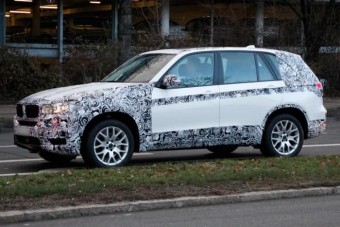 Álruhában az új BMW X5-ös