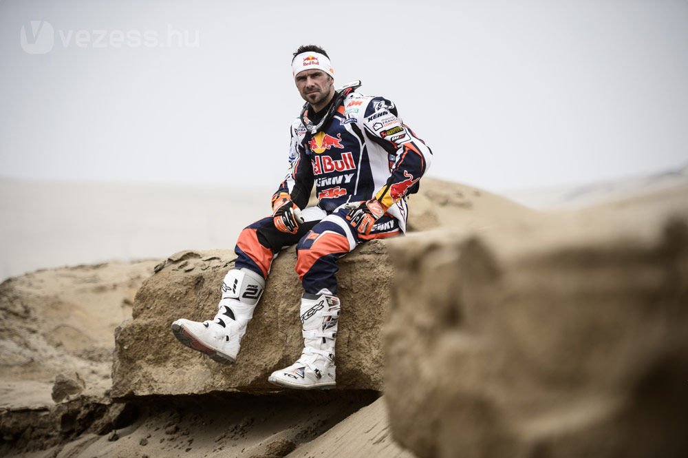 Magyarokkal indul a 2013-as Dakar 10