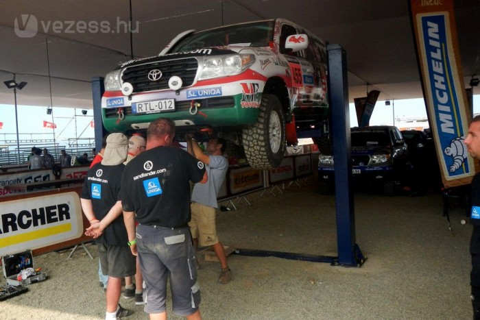 Indulhatnak a magyarok a Dakaron 7