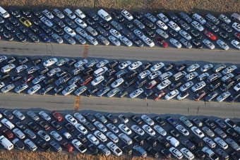 Kifutópályán landolnak Sandy roncsai