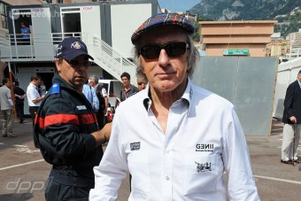 F1: Sokat kockáztat Hamilton