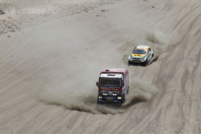 Óvott az egyik Red Bull, a másik nyert 10