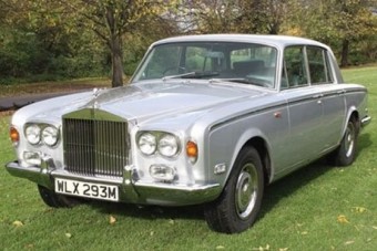 Elárverezik Freddy Mercury Rolls-át