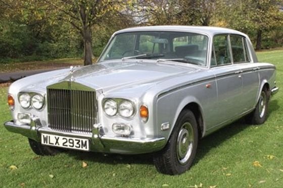 Elárverezik Freddy Mercury Rolls-át