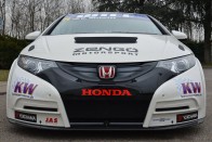 Hondával folytatja Michelisz 10