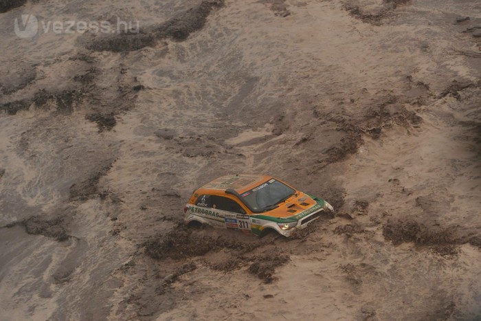 Az eső átírta a Dakart 7