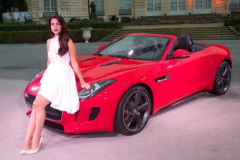 Jön a negyedmilliárd forintos autó