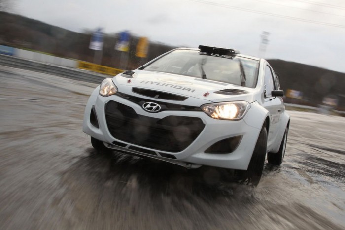 Beindult a Hyundai-raliprogramja 1