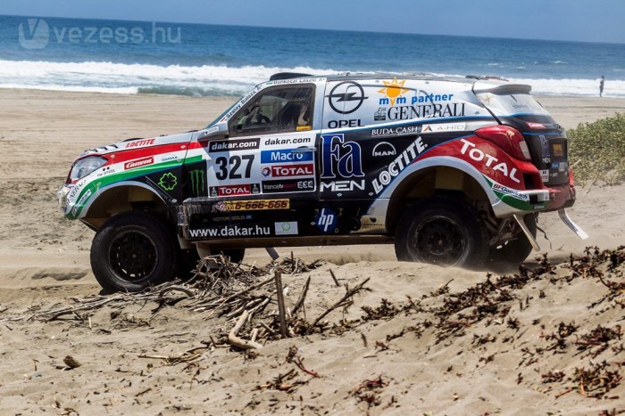 Dakar: Féltávnál eldőlt? 7