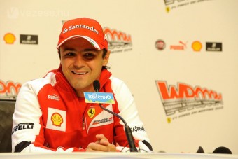 F1: Massa újra munkába állt