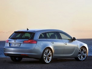 Insignia kombi vagy Dacia Lodgy?