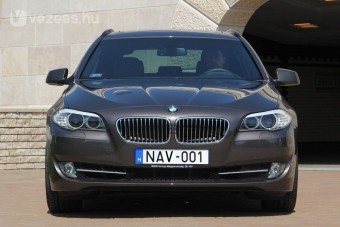 Az adóhivatalnak ciki a BMW?