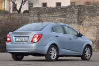 Teszt: Škoda Rapid, Peugeot 301, Chevrolet Aveo 86