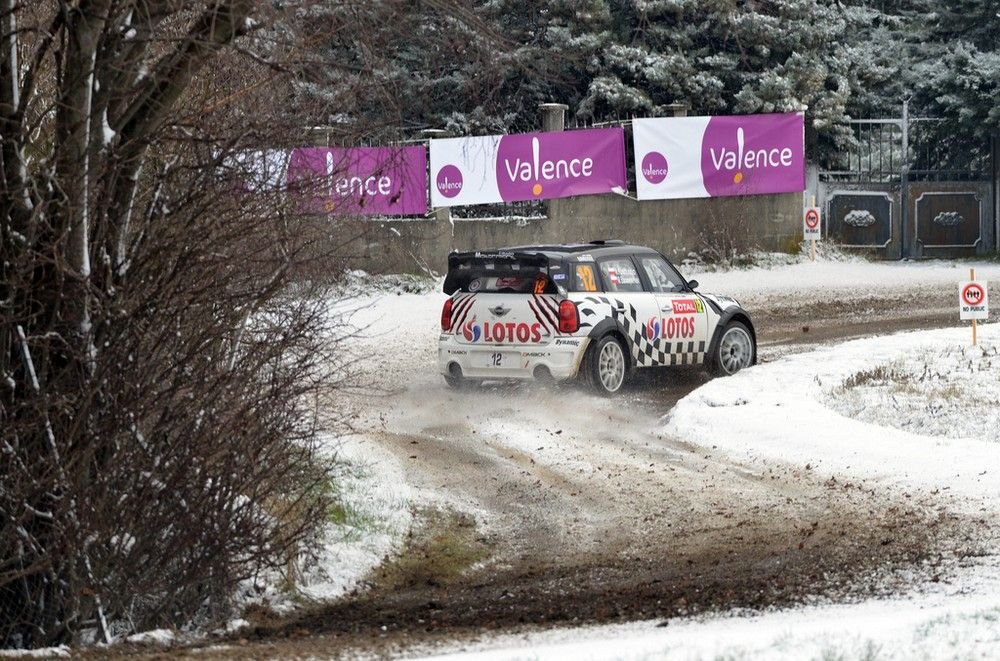 Loeb diktál Monte-Carlóban – videó 12