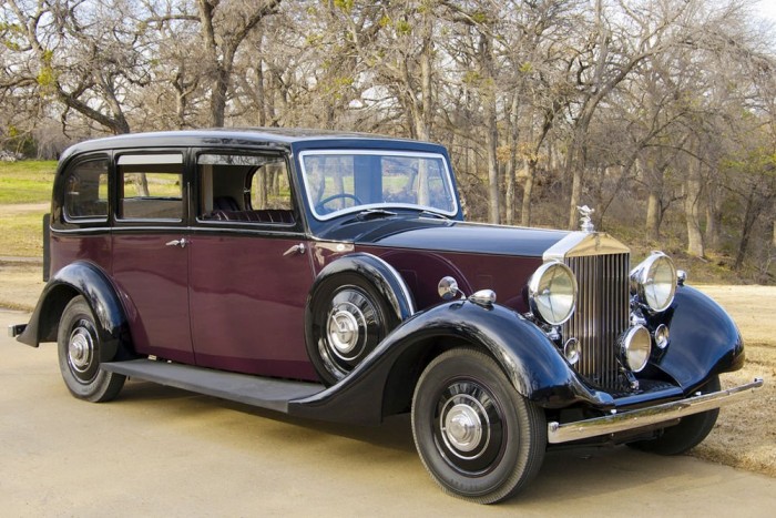 Egy Rolls mind felett 3 | Vezess Rolls-Royce Wraith 1938-ból. A korabeli szaksajtó értetlenül állt tökéletessége előtt...