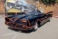 Elárverezték az eredeti Batmobile-t 13