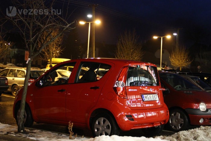 Teszt: a legolcsóbb magyar autó 7 | Vezess Nemcsak bevásárló-autónak jó. Csupán 5,6 litert fogyasztott városban