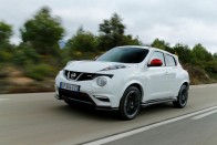 Európában a Nissan sportszekciója 13