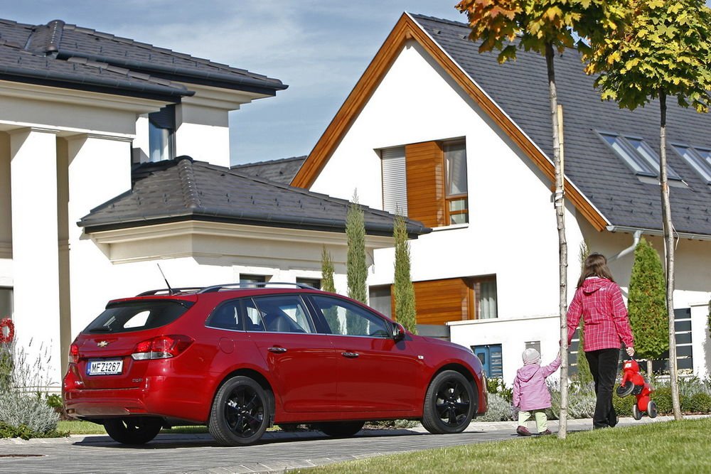 Motorja nem zajos, viszont a rugózási komfort lehetne jobb