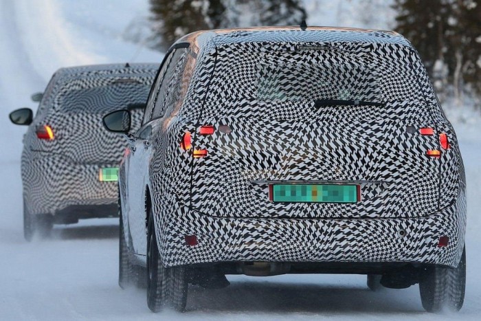Kémfotókon a Citroën új egyterűje 9 Kémfotókon a Citroën új egyterűje 9