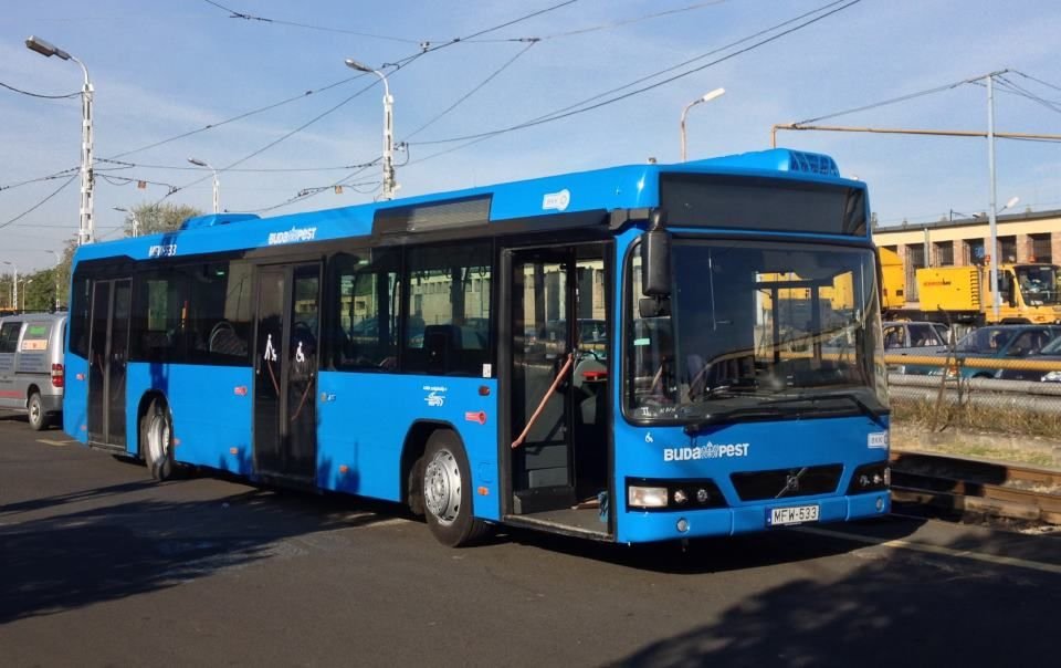 Használt buszokat bérelne a BKV 4