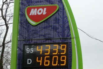Benzináremelés heti kétszer