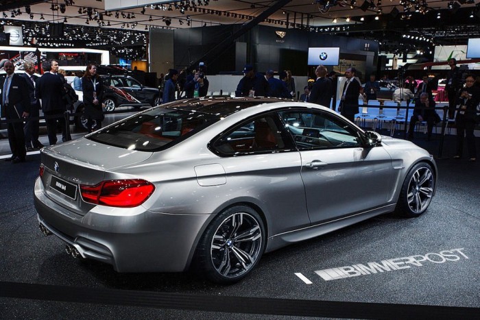 Fotókon az M4 Coupé – illetve… 8