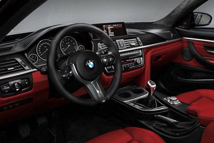 Fotókon az M4 Coupé – illetve… 9