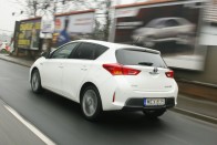 Auris Hybrid – A Golf japán kihívója? 53