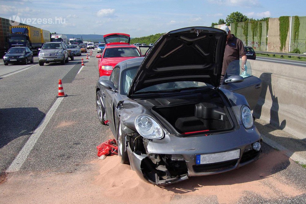 47332_369160_1000x700.jpg | Vezess