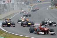 F1: Vettel a negyediket is behúzza? 59