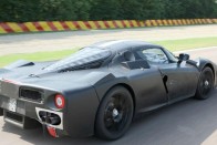 950 lóerős az új szuper Ferrari 6