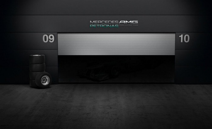 Itt tartana az ajtó, ha működne a dolog - twittelte a csapat fél 8-kor, harmadik nekifutásra...