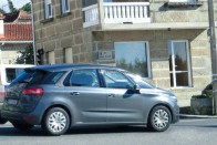 Robotzsaru lesz az új Citroën C4 Picasso 7