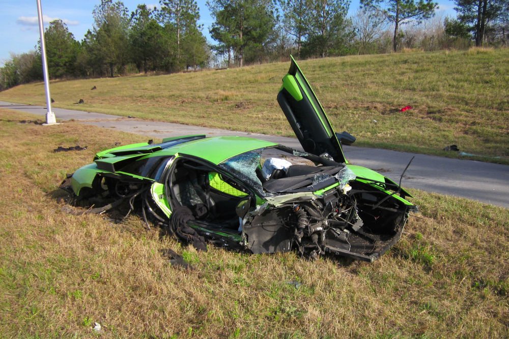 Borzalmas és értelmetlen, de autós léleknek mégis felemelő távozás