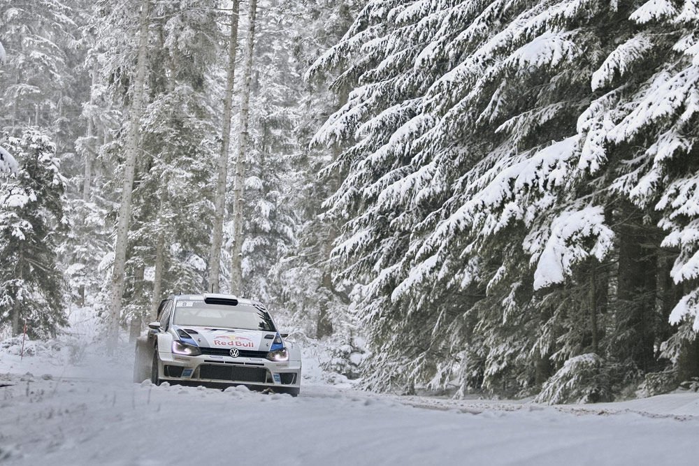 Loeb Svédországban is uralkodni akar 10