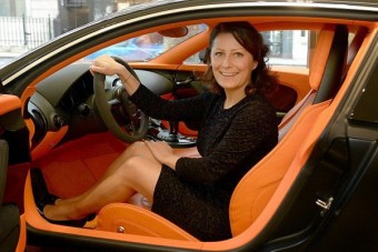 Magyar nő adja el a legtöbb Bugattit