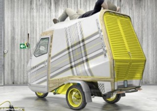 Mini furgon ággyal és konyhával