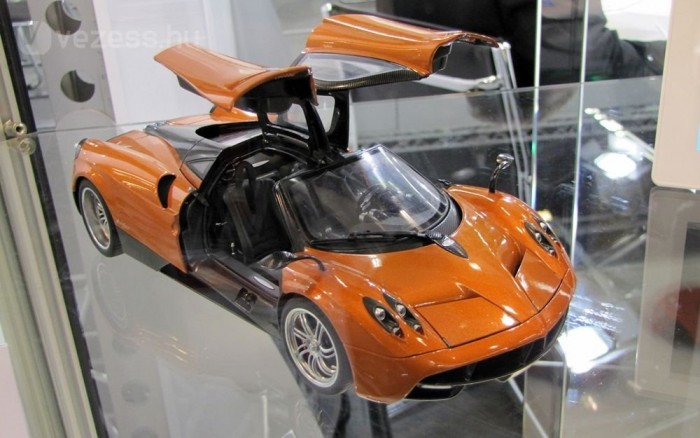 Az Autoart szerint az idén megjelenő Pagani Huayra lesz az eddigi legösszetettebb modelljük